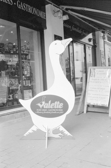 Fine food shop on rue Daguerre